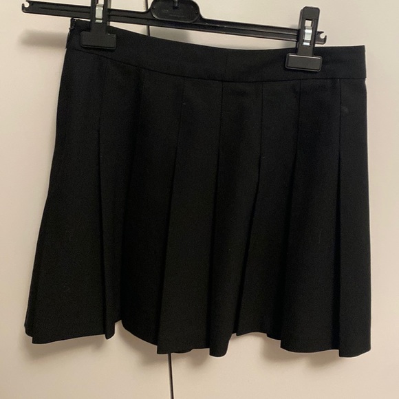 Wilfred olive mini skirt - Picture 2 of 2